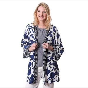 CAbi #5661 M/L Navy & White Floral Botanical Open Front Kimono Beach Cover Up